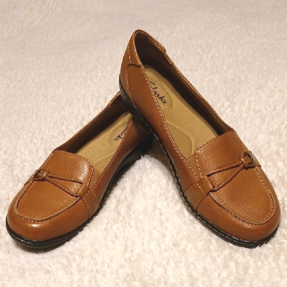 Clarks Tan Leathery Loafer Flats